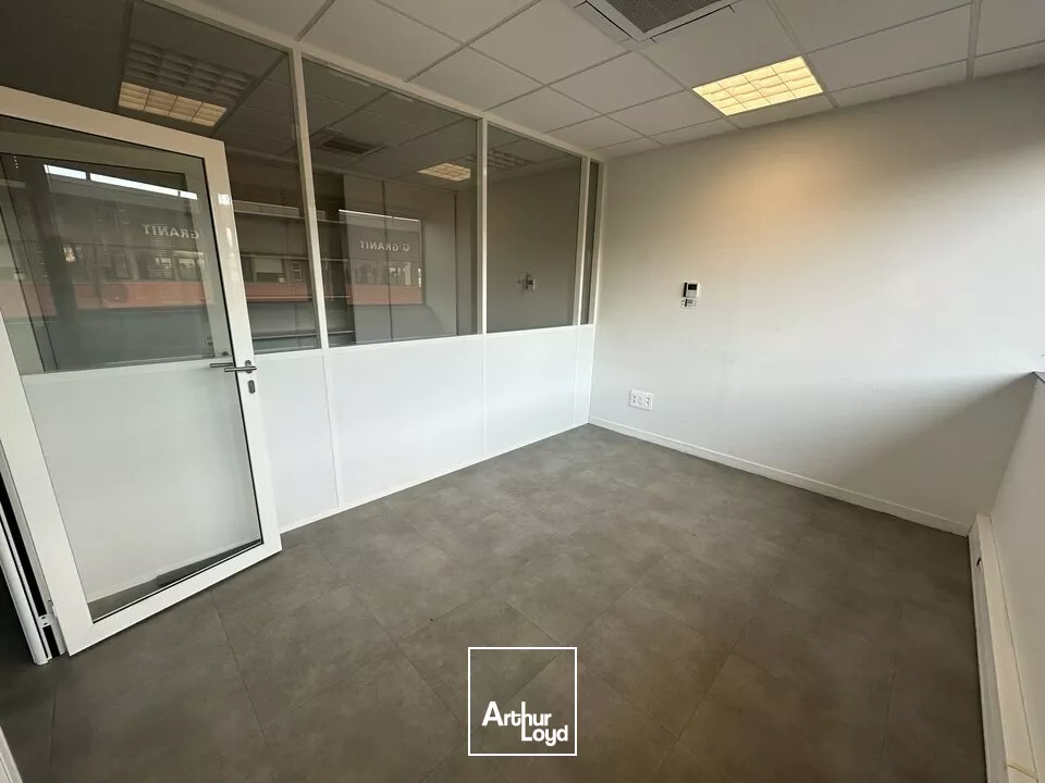 PLATEAU DE BUREAUX D'ENVIRON 113m2 - REIMS CROIX BLANDIN