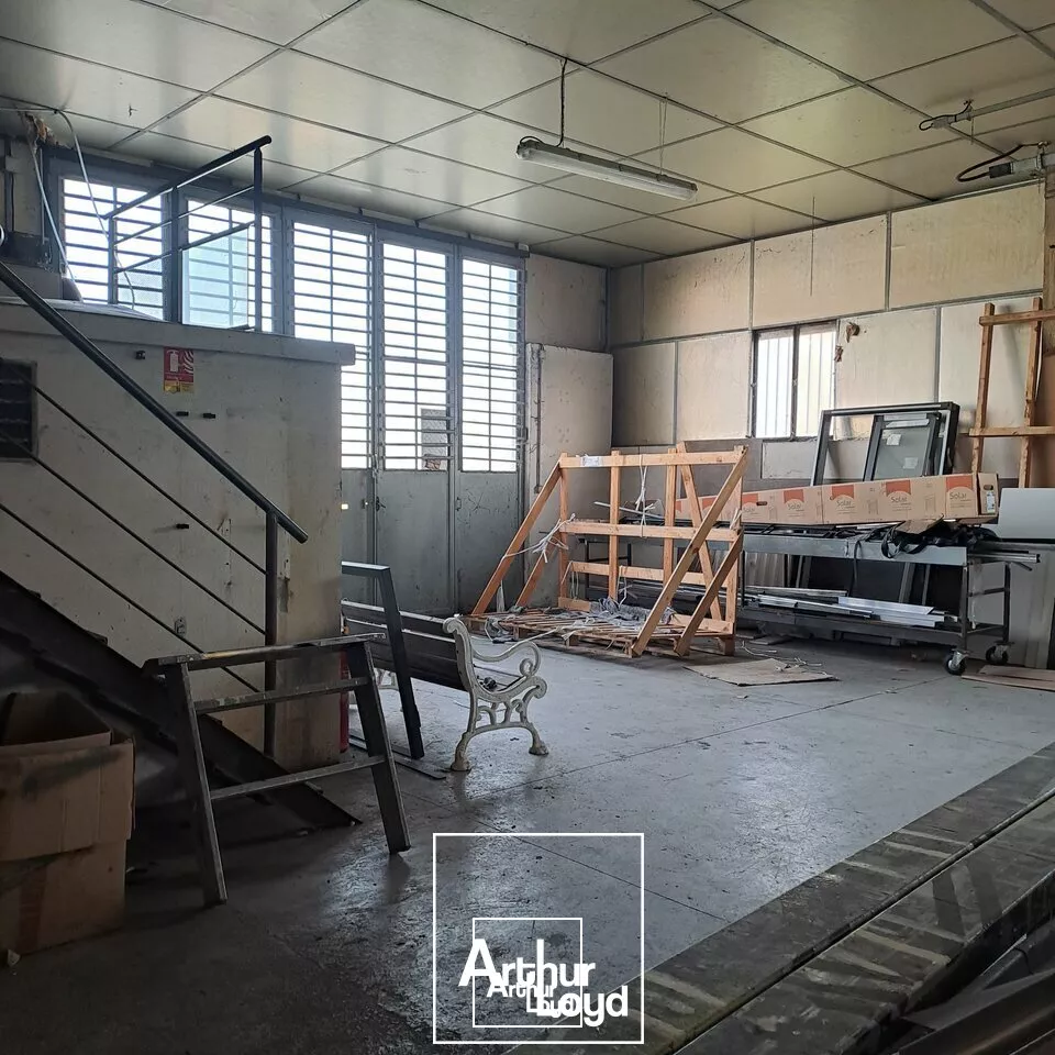 ENTREPOT - ATELIER location à BRIVE LA GAILLARDE 19100