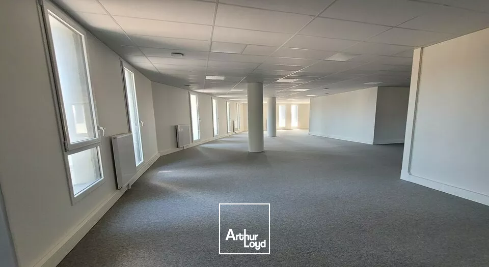 À LOUER - LE HAVRE  CENTRE-VILLE - NEUF