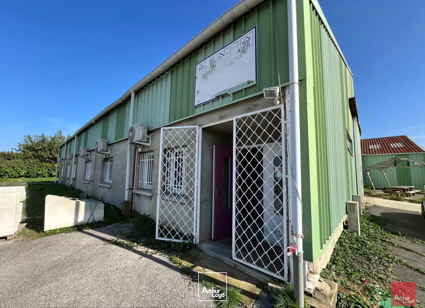 Local d'activité à louer sur la commune de St Hilaire de Brethmas