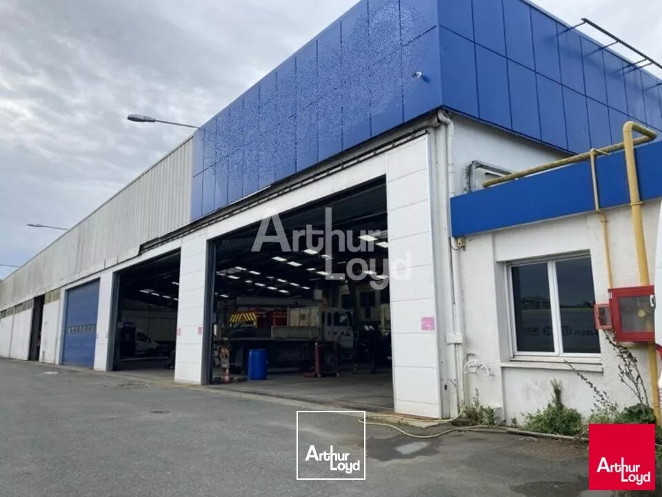 CHATEAUROUX ST MAUR CAP SUD - A LOUER - SITE D'ACTIVITE de 690m² - 1997