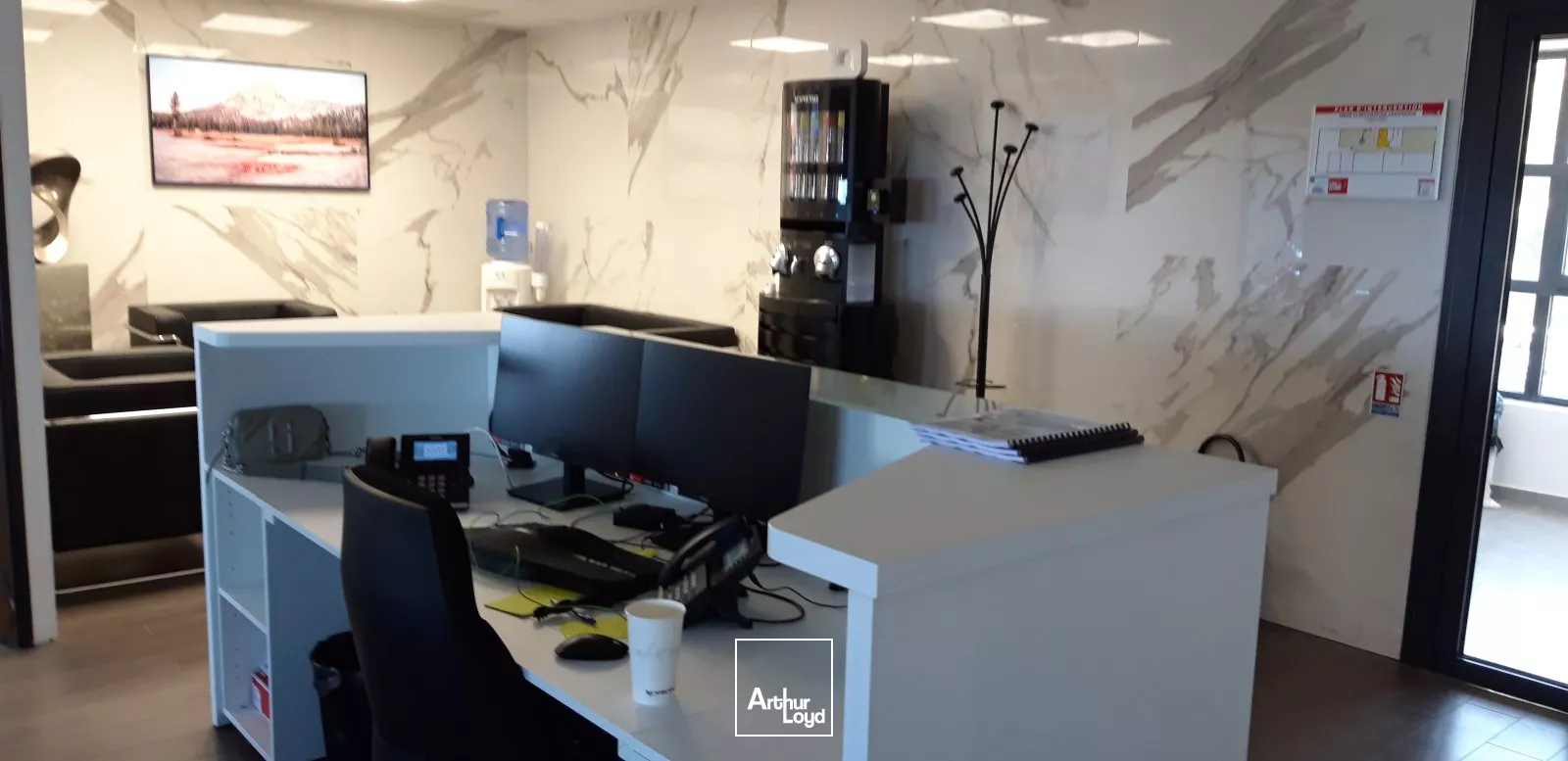 Bureaux avec vue mer et parkings à louer - ATHELIA IV - 13600 LA CIOTAT