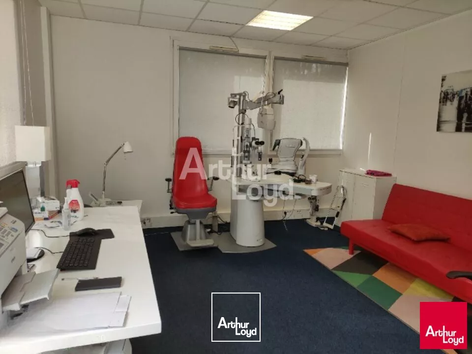 VENDÔME - LOCATION BUREAUX DE 313 M² - GARE TGV A 3 MN A PIED