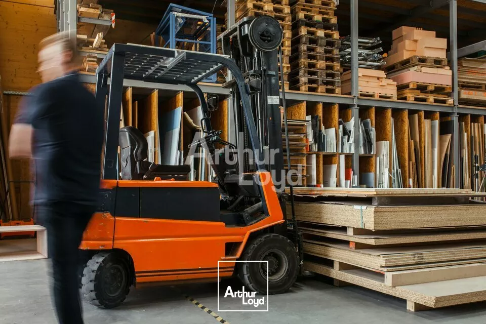 Local d'activité à louer à Domessin - 300 m²