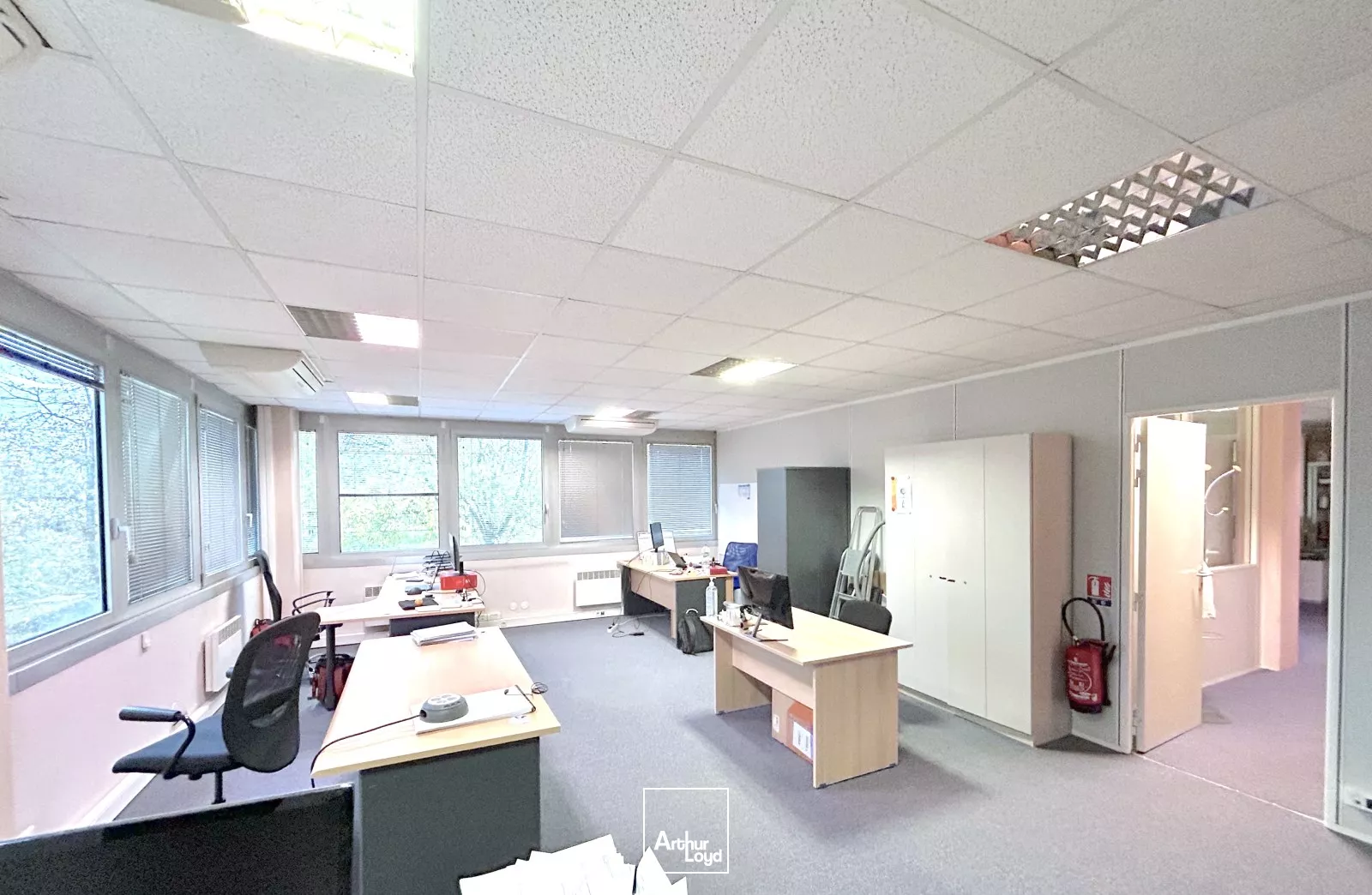 A louer - Bureaux de 195 m² - Bruges Parc de Chavailles