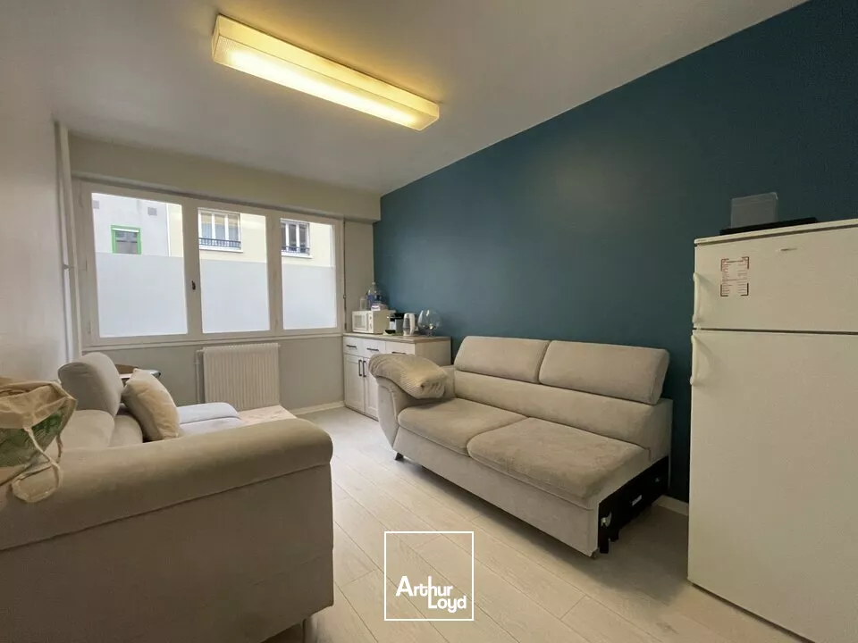 A VENDRE - LE HAVRE - PALAIS DE JUSTICE - BUREAUX - 253 m² 