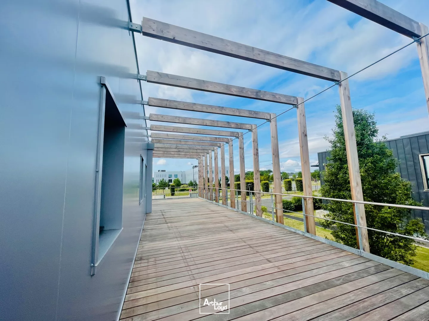 A LOUER BUREAUX VENETTE BOIS DE PLAISANCE