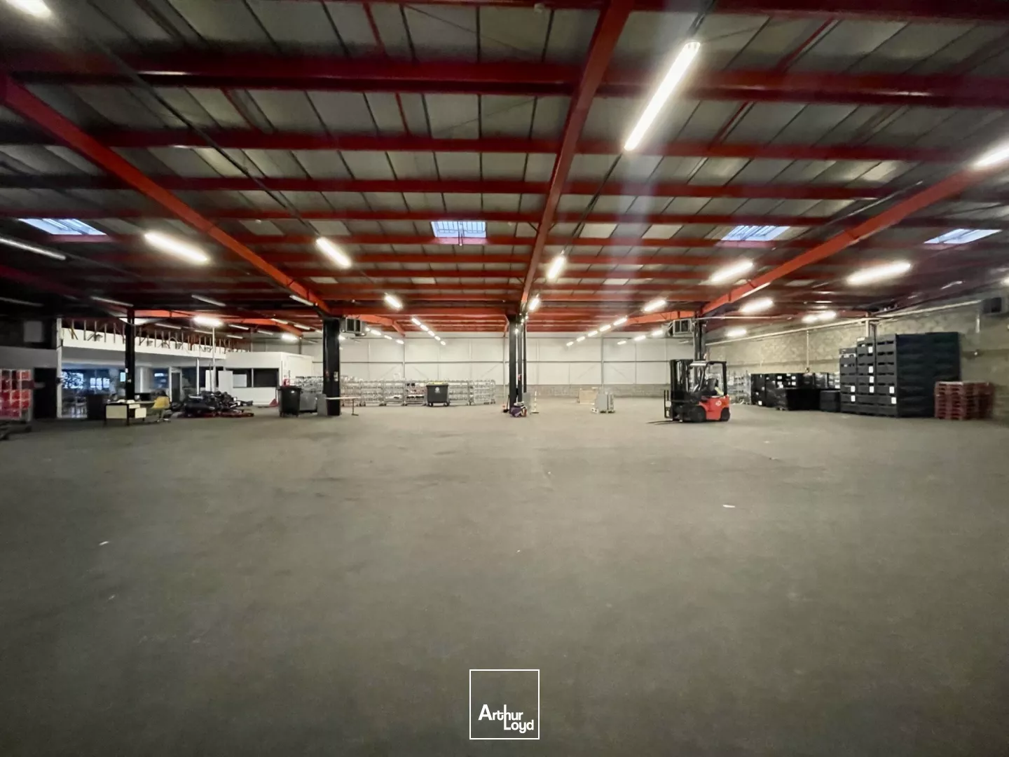 Locaux d'activité à louer à SAINT ETIENNE DU ROUVRAY 76800