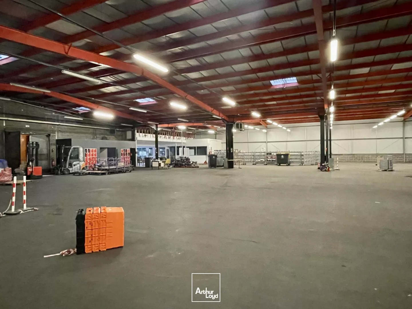 Locaux d'activité à louer à SAINT ETIENNE DU ROUVRAY 76800