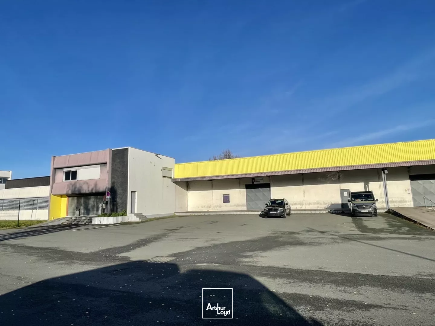 Locaux d'activité à louer à SAINT ETIENNE DU ROUVRAY 76800