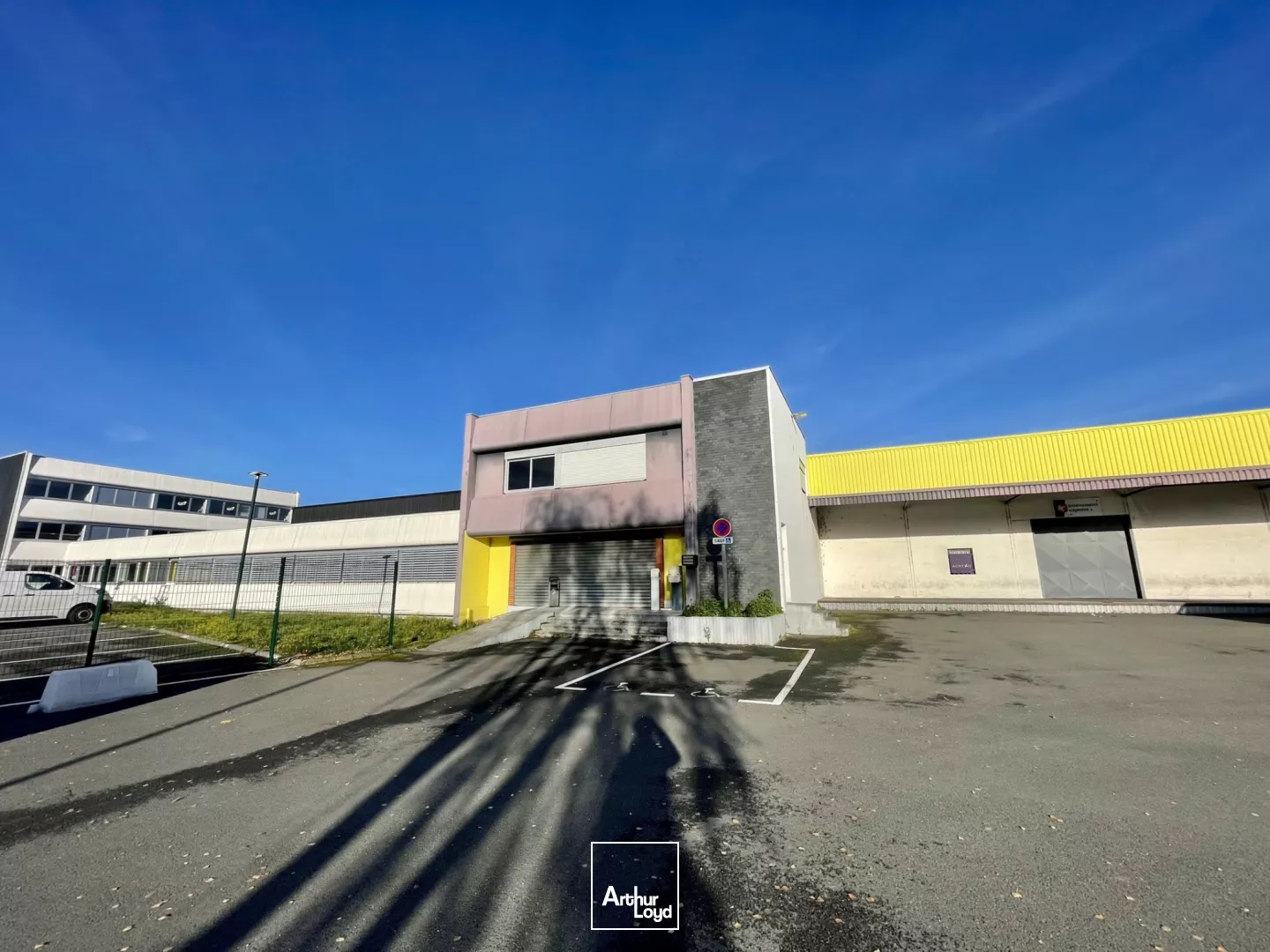 Locaux d'activité à louer à SAINT ETIENNE DU ROUVRAY 76800