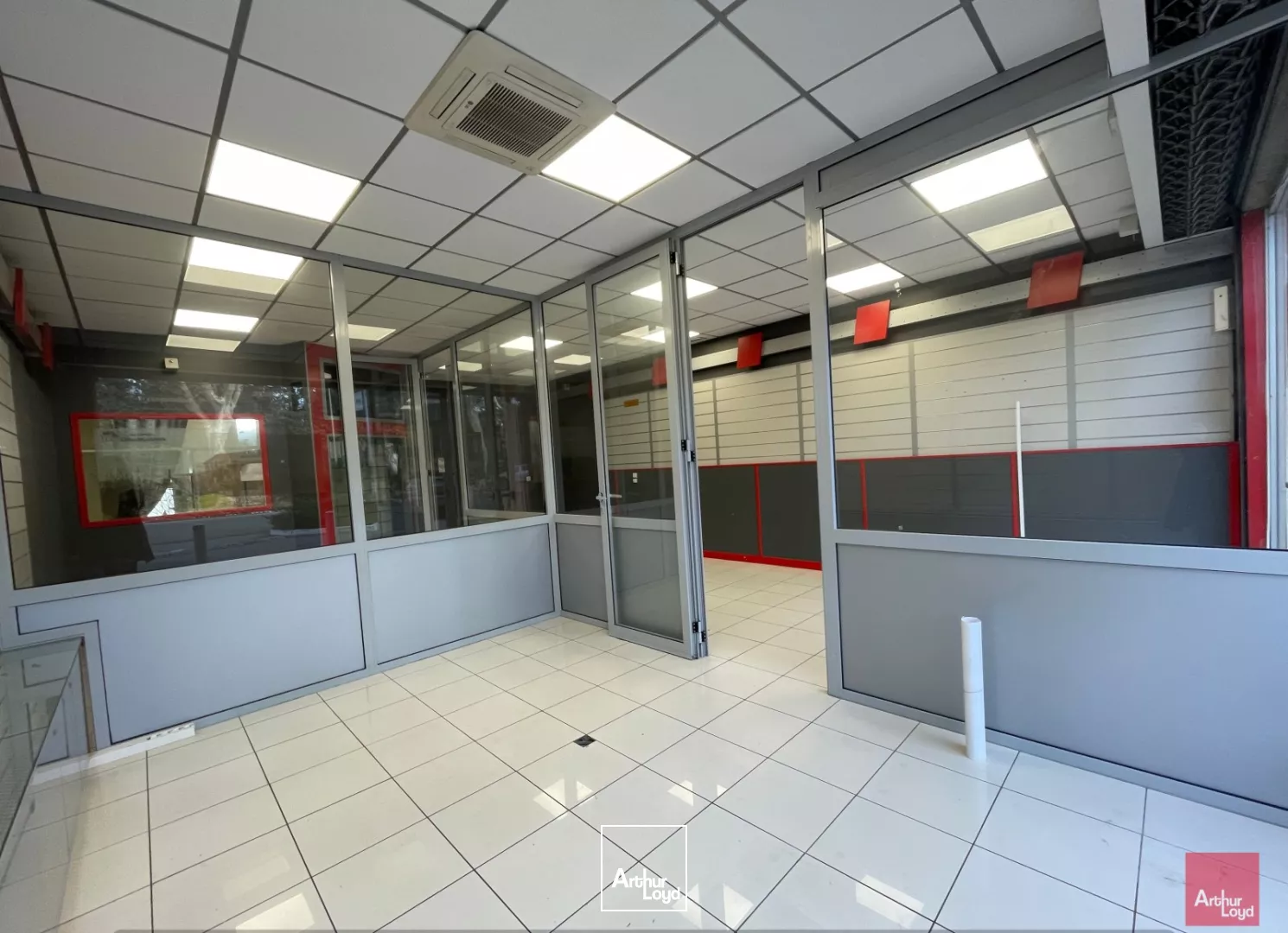 Local commercial à louer sur le secteur des pont des charrettes à Uzès