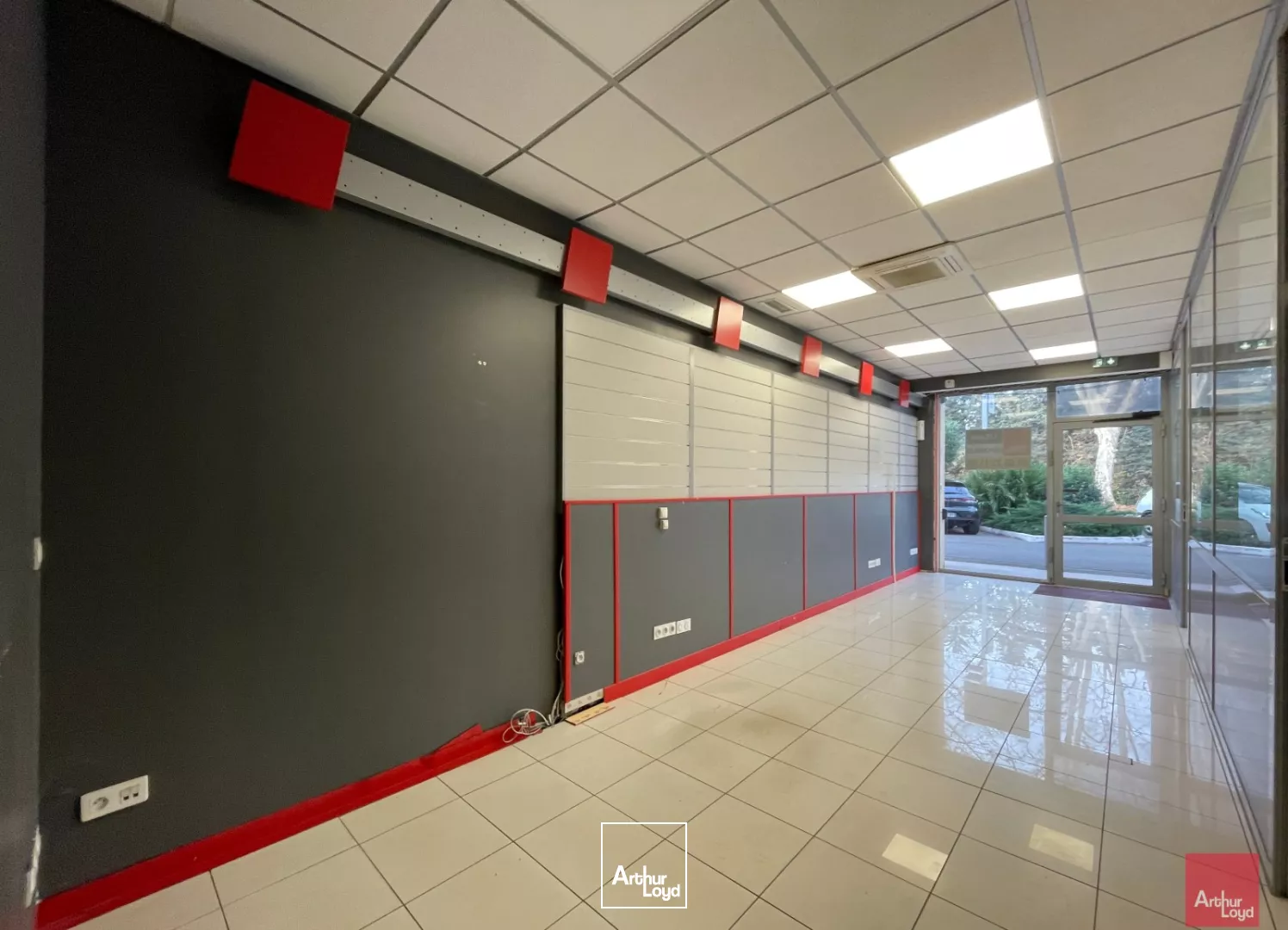 Local commercial à louer sur le secteur des pont des charrettes à Uzès