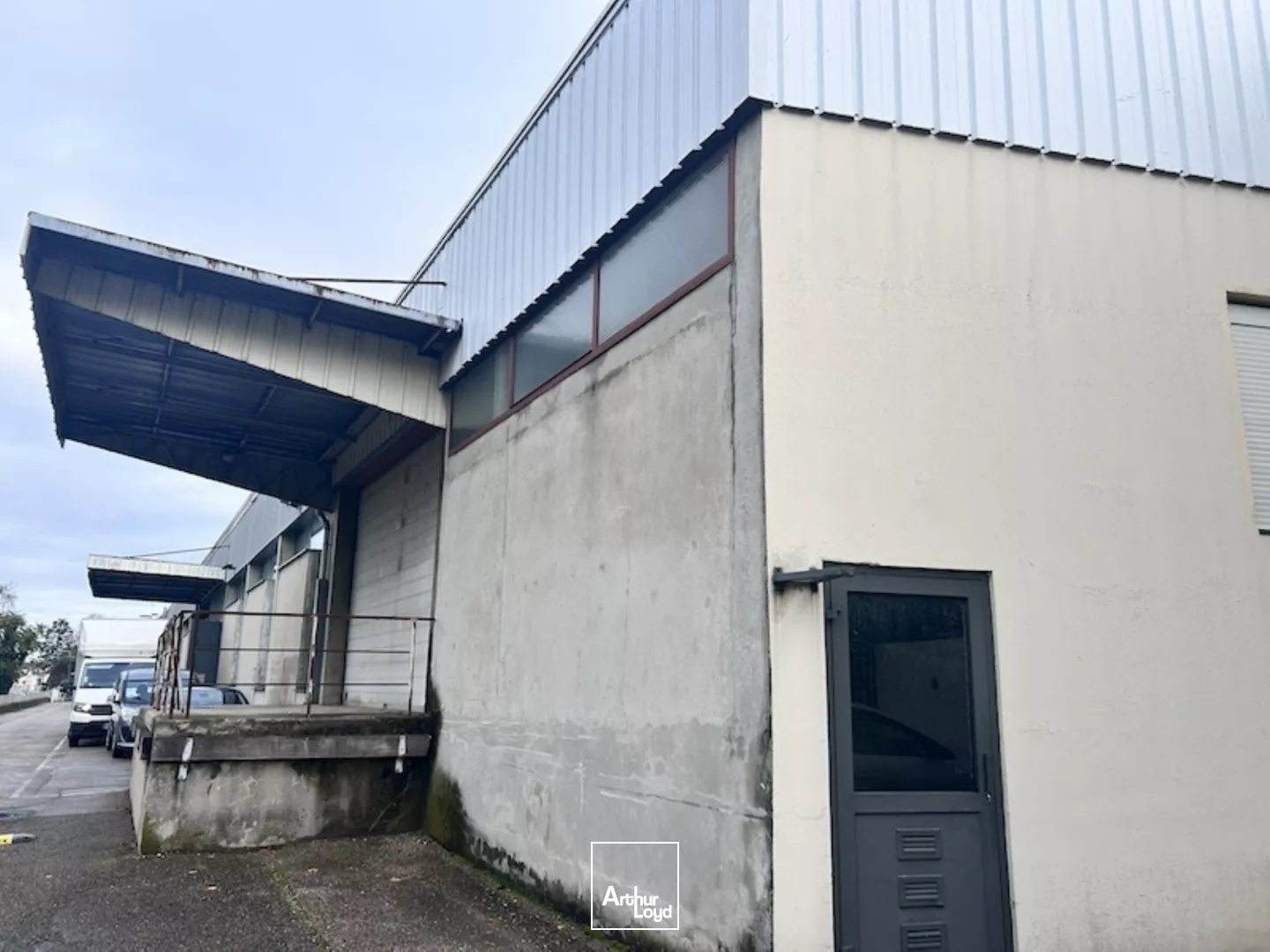 BOURG EN BRESSE - AXE PASSANT - QUARTIER BROU - LOCAL D'ACTIVITE A LOUER