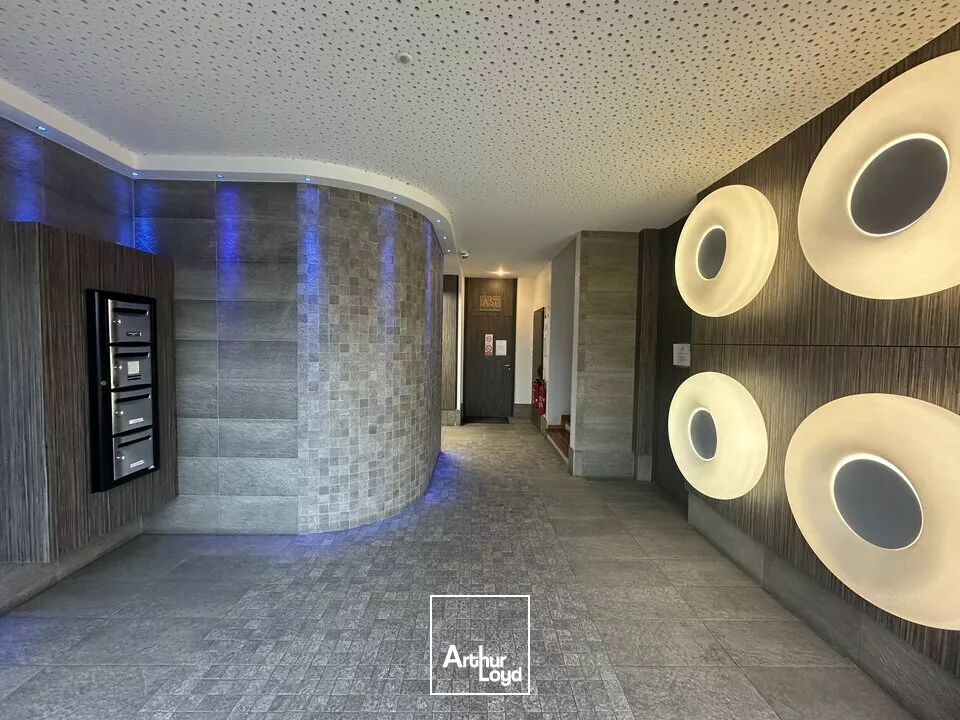 BUREAUX à LOUER de 93.1 m²