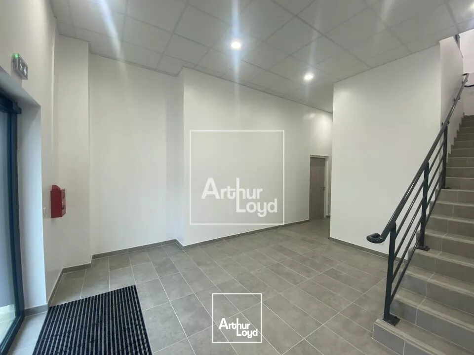 Cellules d'activités neuves à louer 