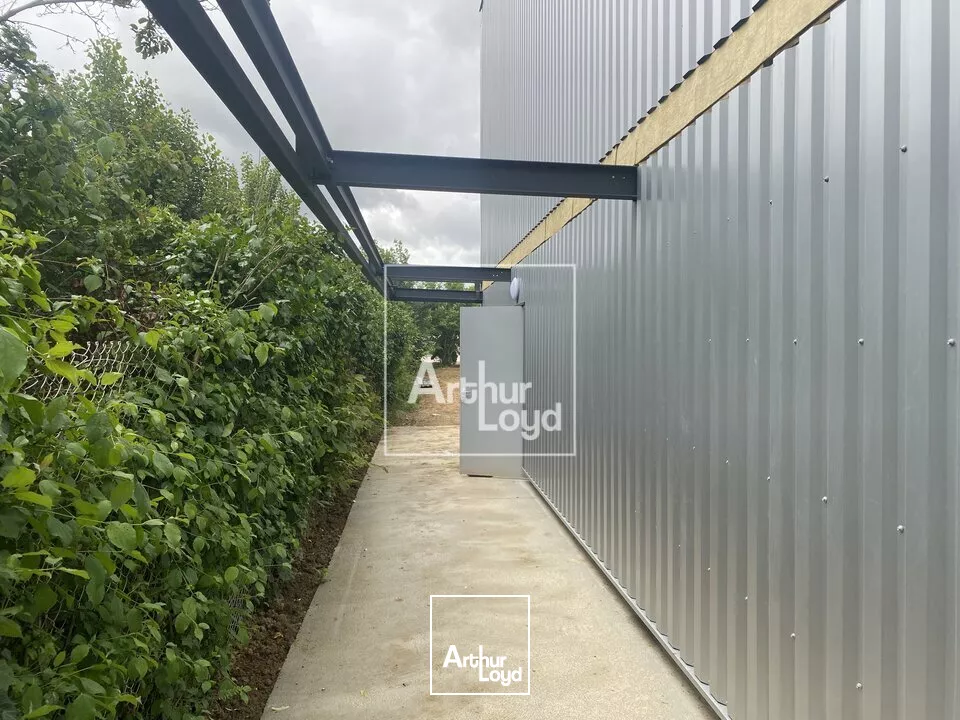 LOCAL NEUF - PRINGY - RARE SUR SECTEUR