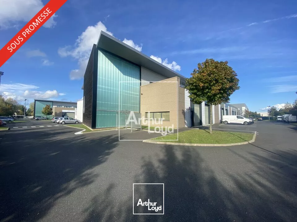 SERRIS - à vendre plateau de bureau neuf