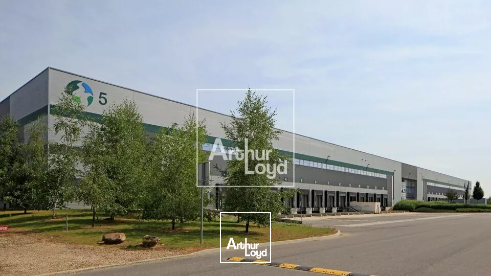 Site logistique à louer sur zone industrielle 