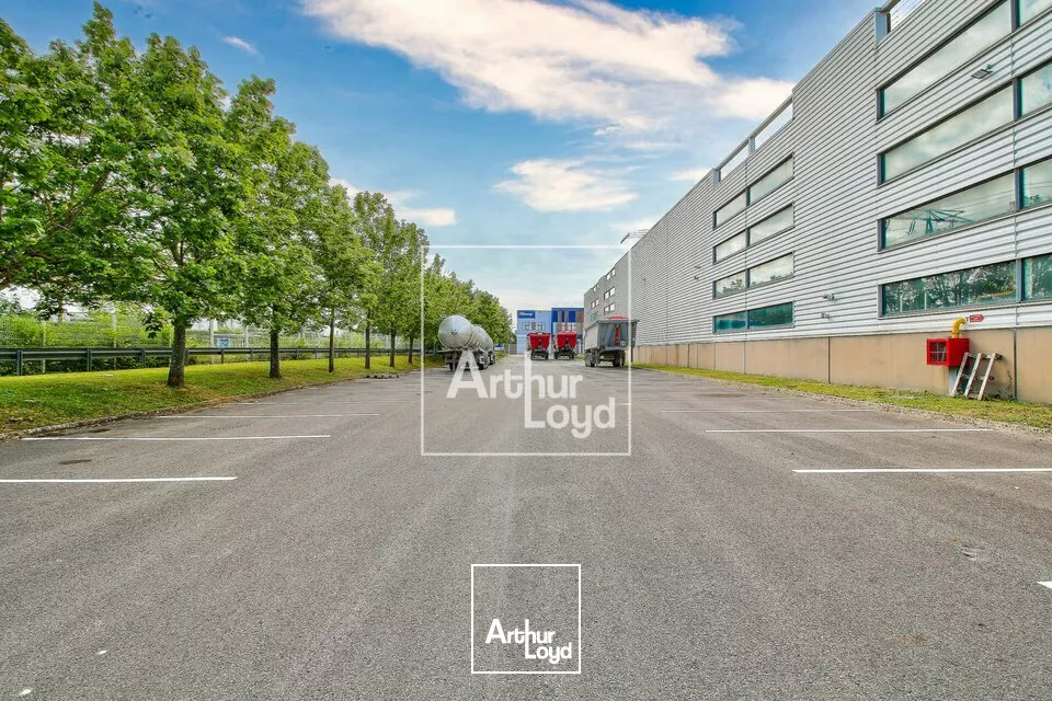 Bâtiment en pleine propriété à louer 