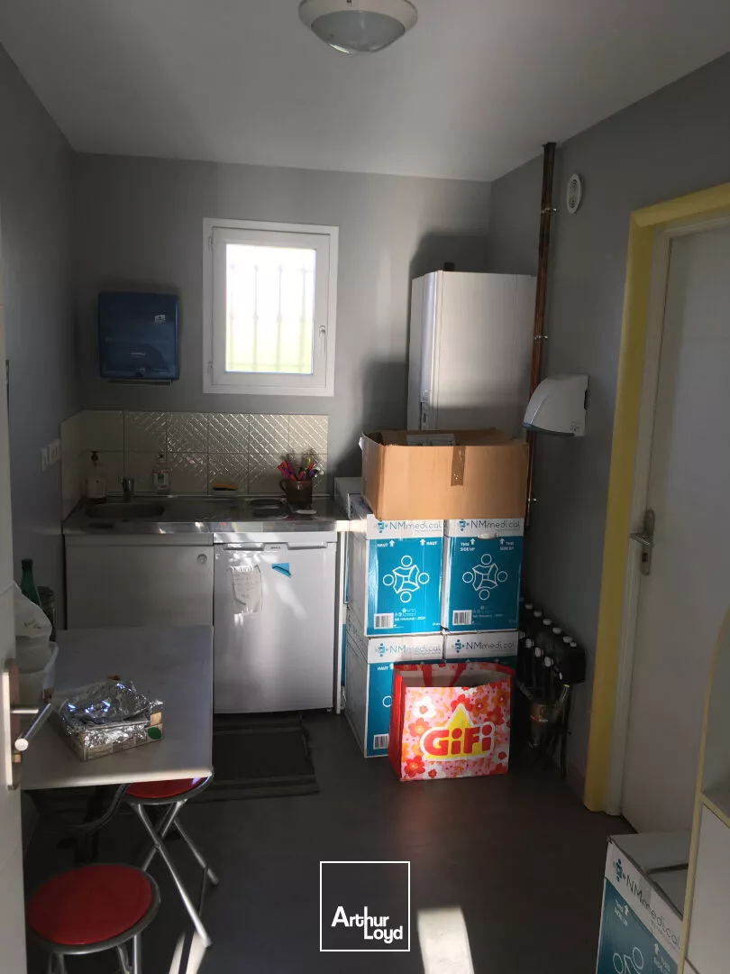 A louer un bureau dans un cabinet médical commune à proximité de Limoges