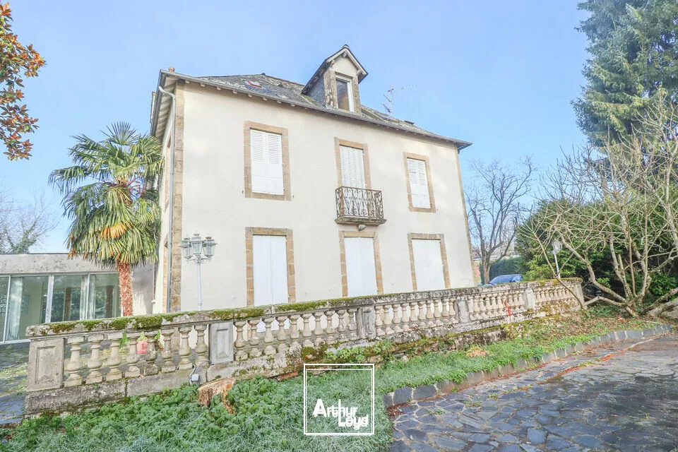 BUREAUX vente à DONZENAC 19270