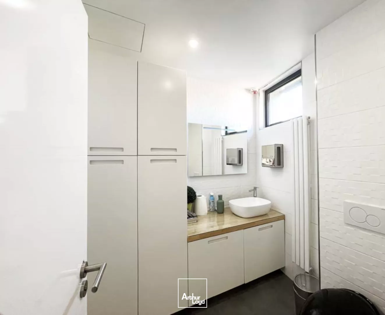 BUREAUX PLUG AND PLAY