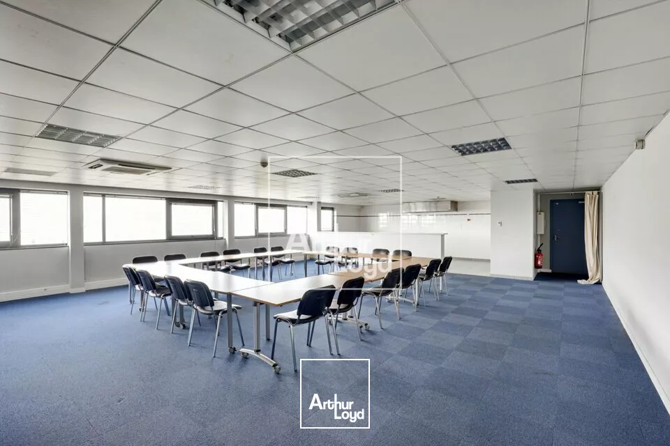 Bâtiment indépendant à louer - ESSONNE