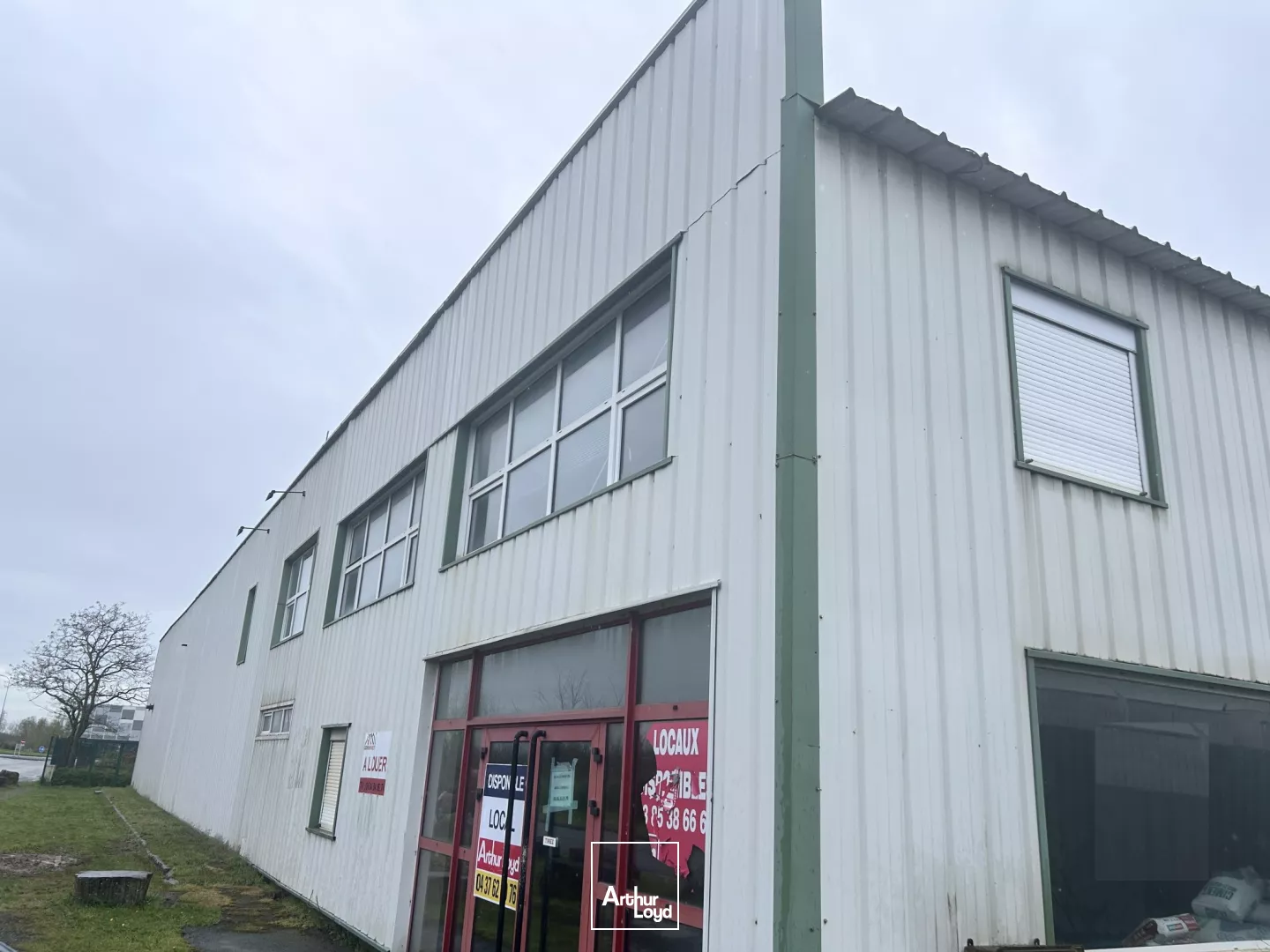 Bâtiment industriel à louer à Mâcon Sud