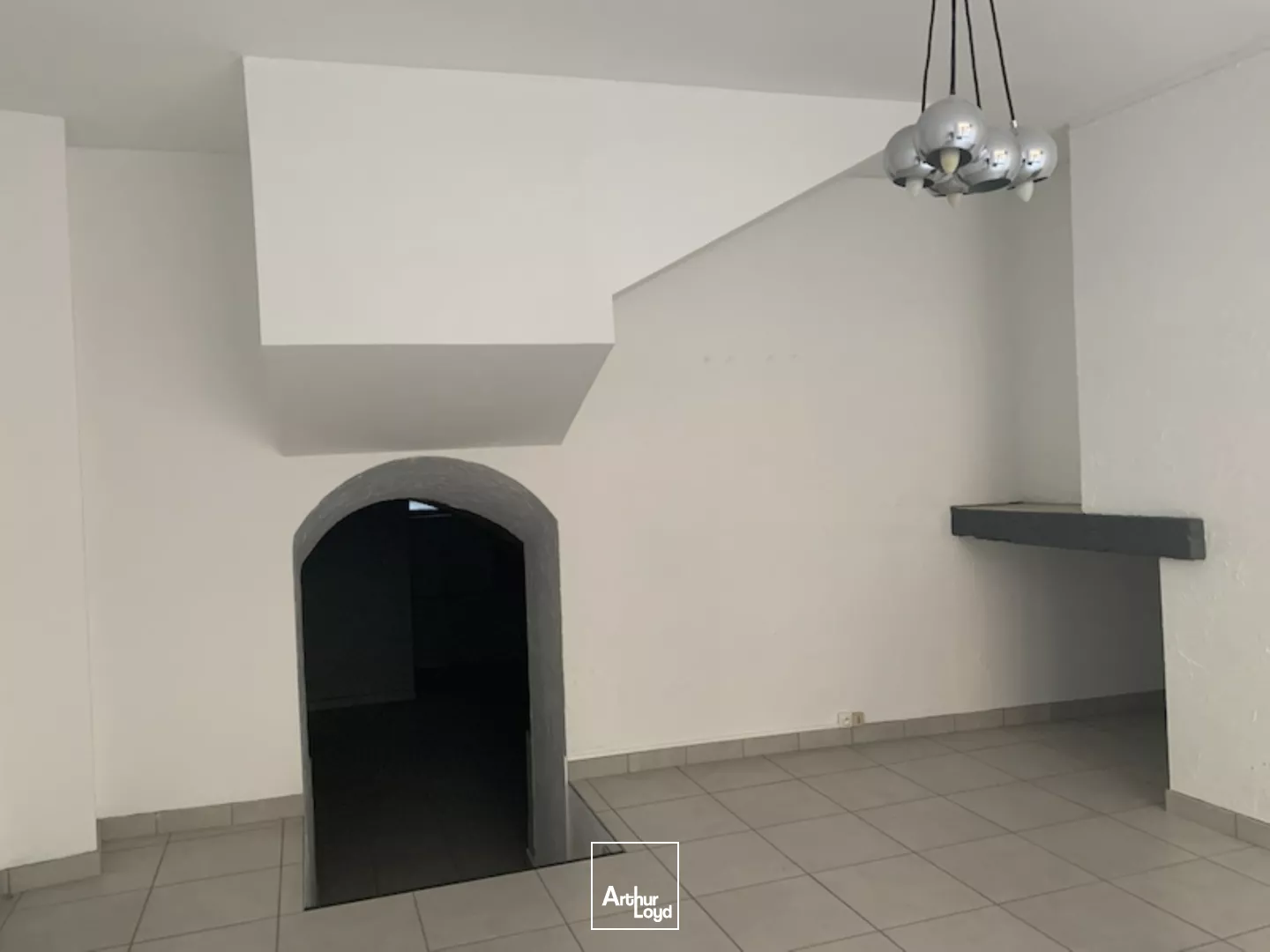 CENTRE VILLE - LOCAL COMMERCIAL - LOCATION PURE