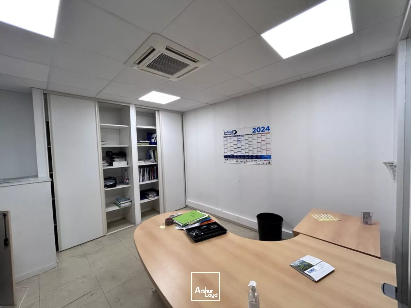 BOURG EN BRESSE - AXE PASSANT - QUARTIER BROU - LOCAL D'ACTIVITE A LOUER