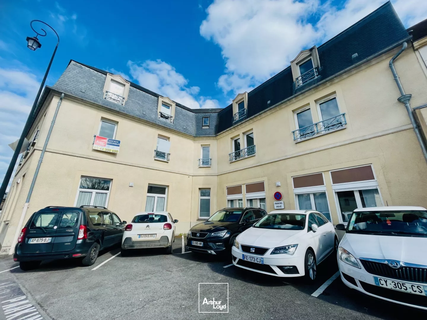 A LOUER - BUREAUX - 35 M2 - COMPIEGNE CENTRE-VILLE