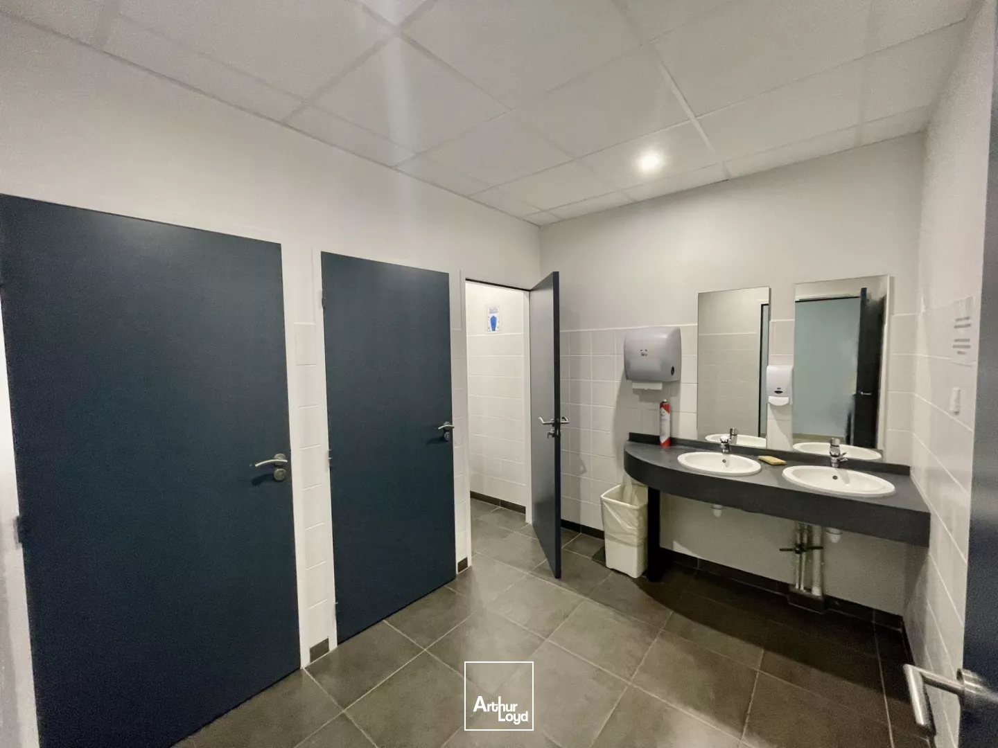 Locaux d'activité à louer à SAINT ETIENNE DU ROUVRAY 76800