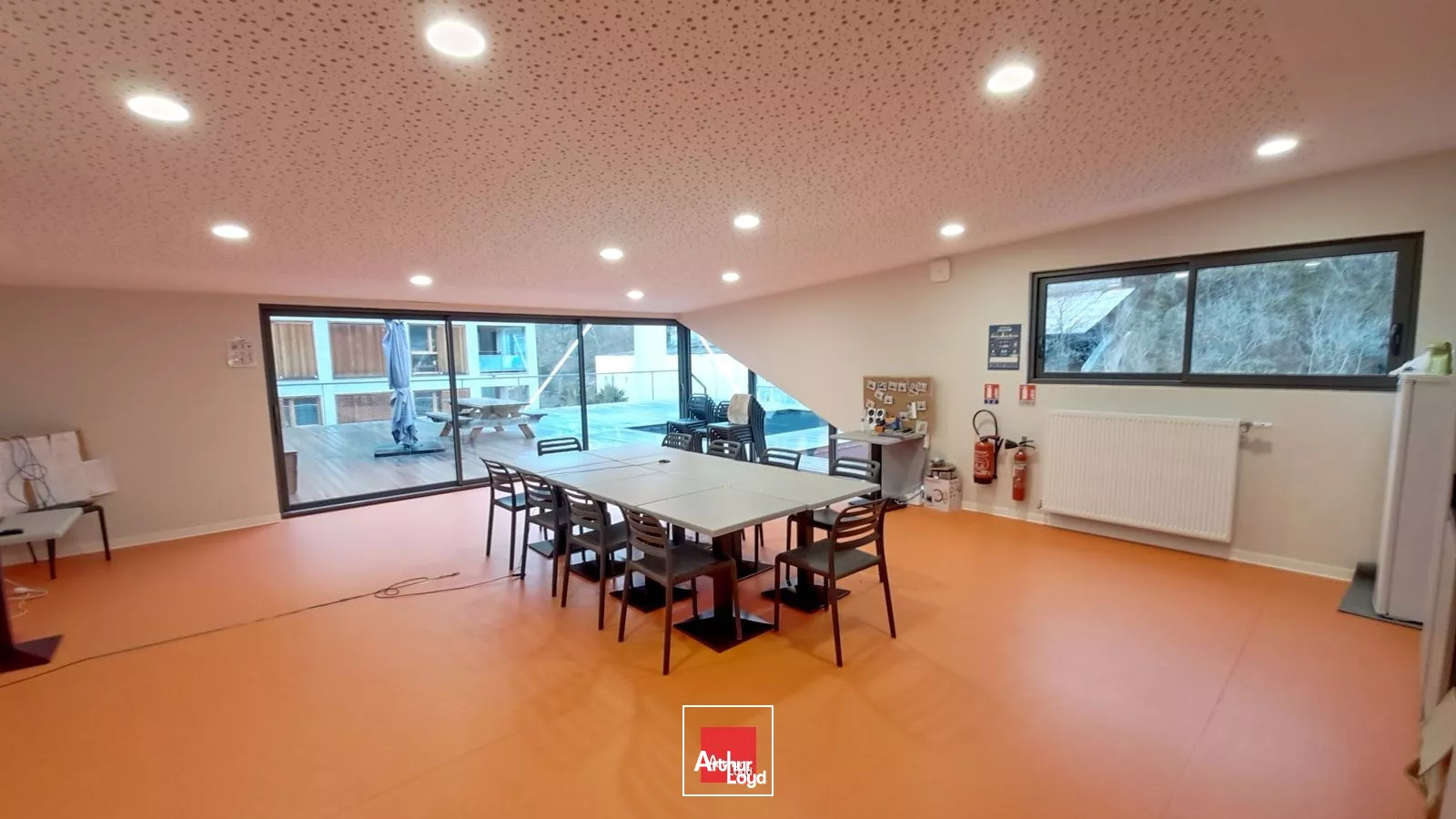 A LOUER BUREAUX ATYPIQUES SECTEUR ESPLANADE GRENOBLE