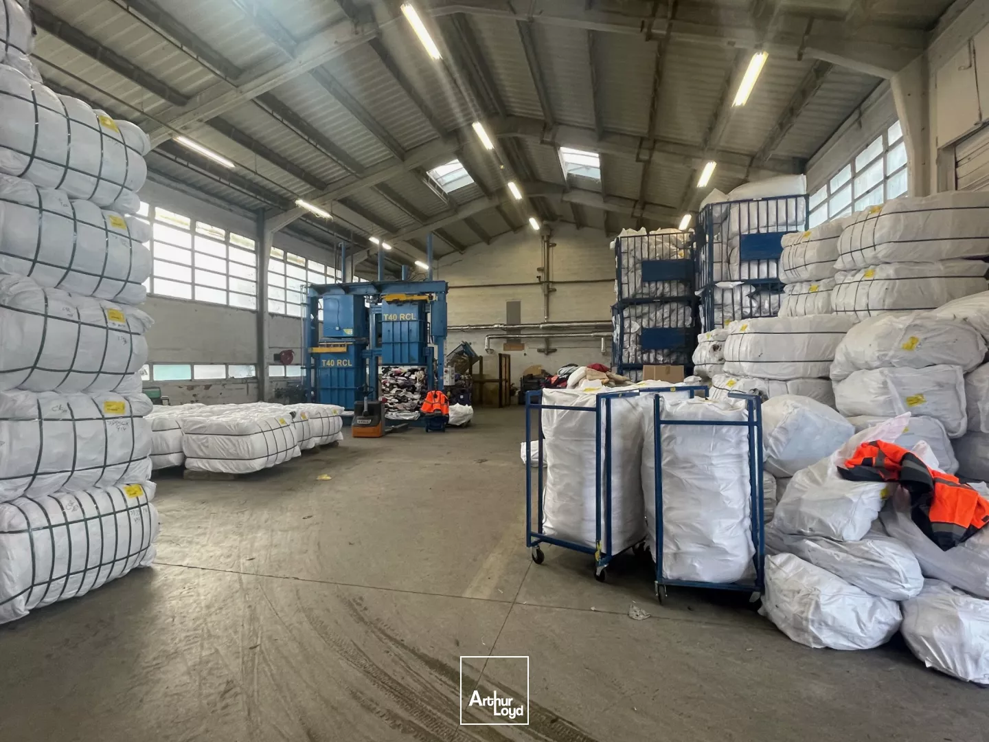 Locaux d'activité à louer à VERNON 27200