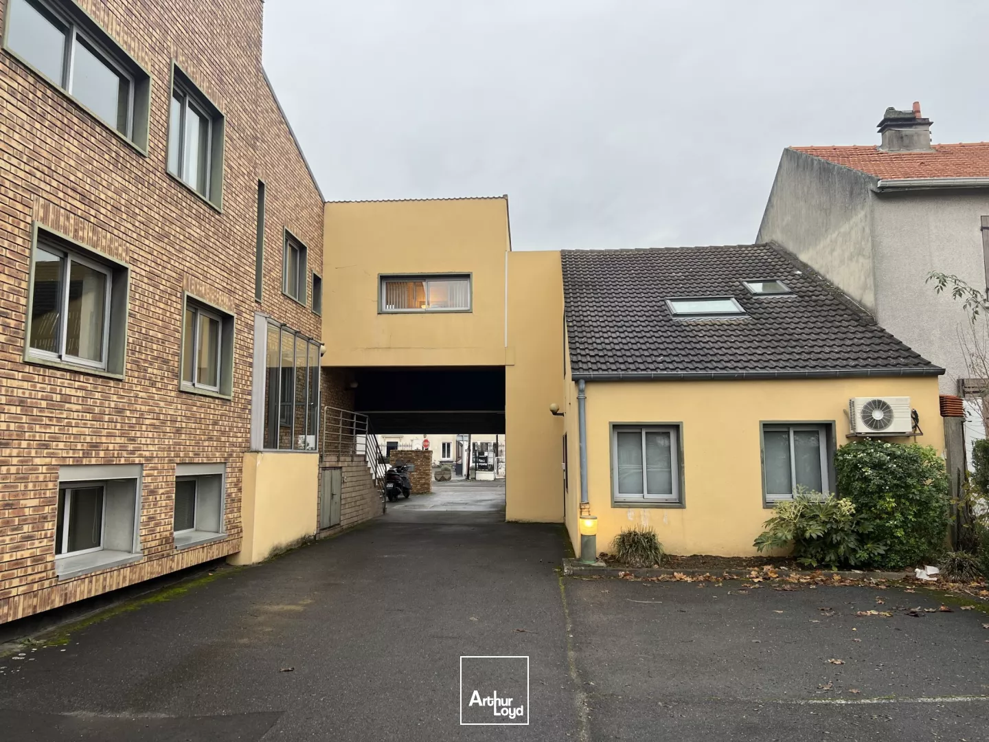 Bureaux à vendre à LONGJUMEAU 91160