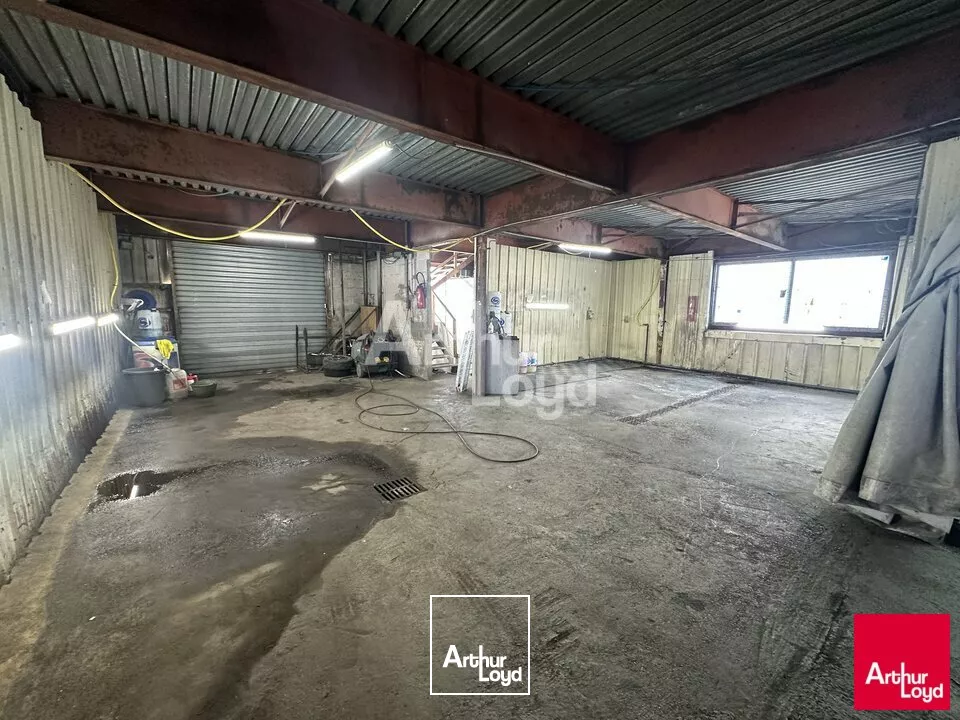CHANTEPIE ZI SUD EST - LOCAL D'ACTIVITE A VENDRE - 925 M²
