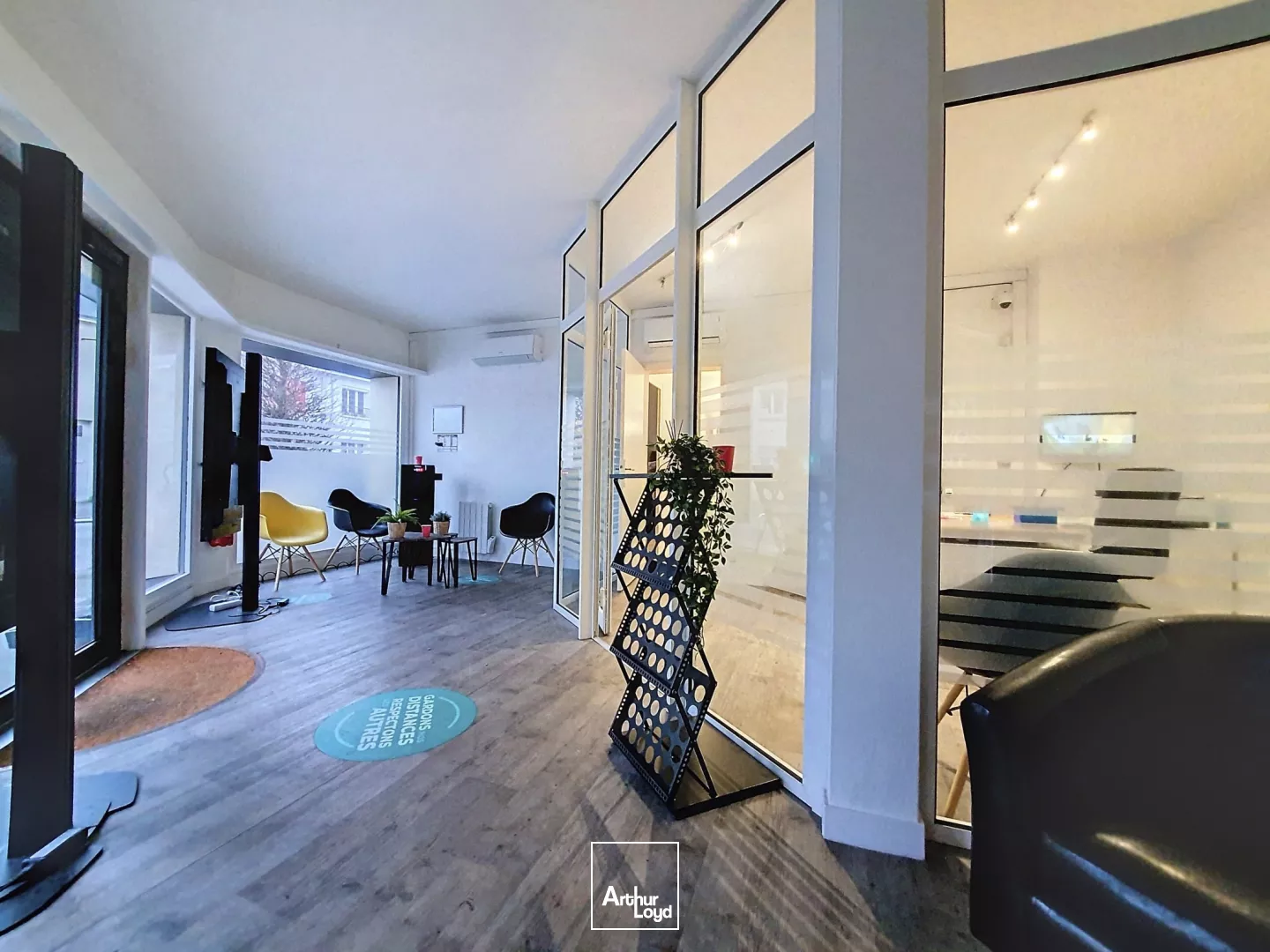 A LOUER - 65 M2 - BUREAUX -ST NAZAIRE