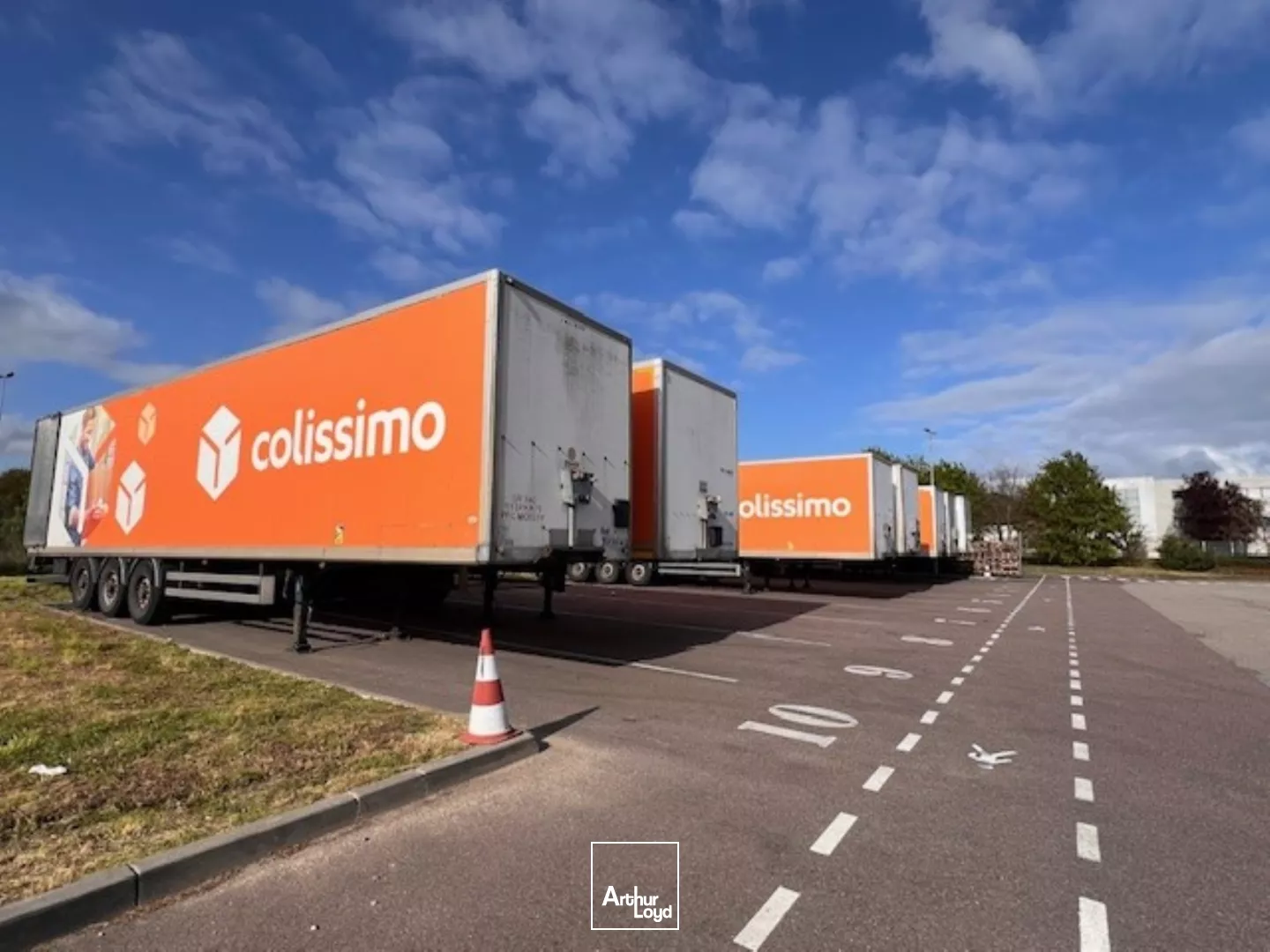 Entrepôts à louer à VAL DE REUIL 27100