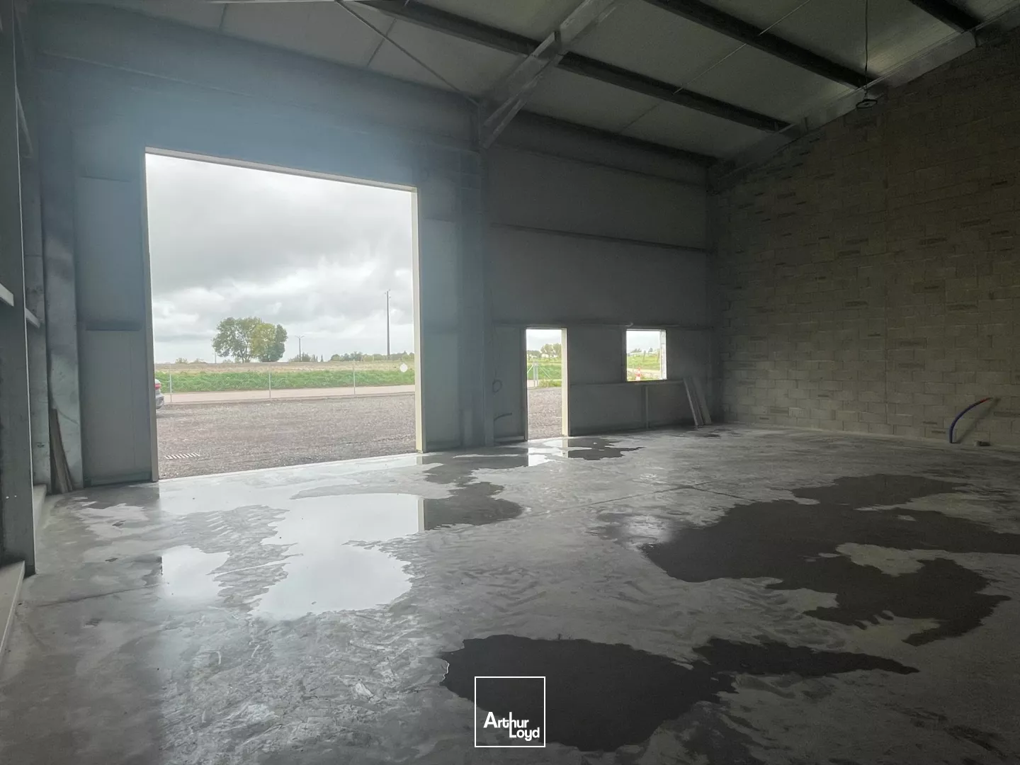 Locaux d'activité à louer à VEXIN SUR EPTE 27510