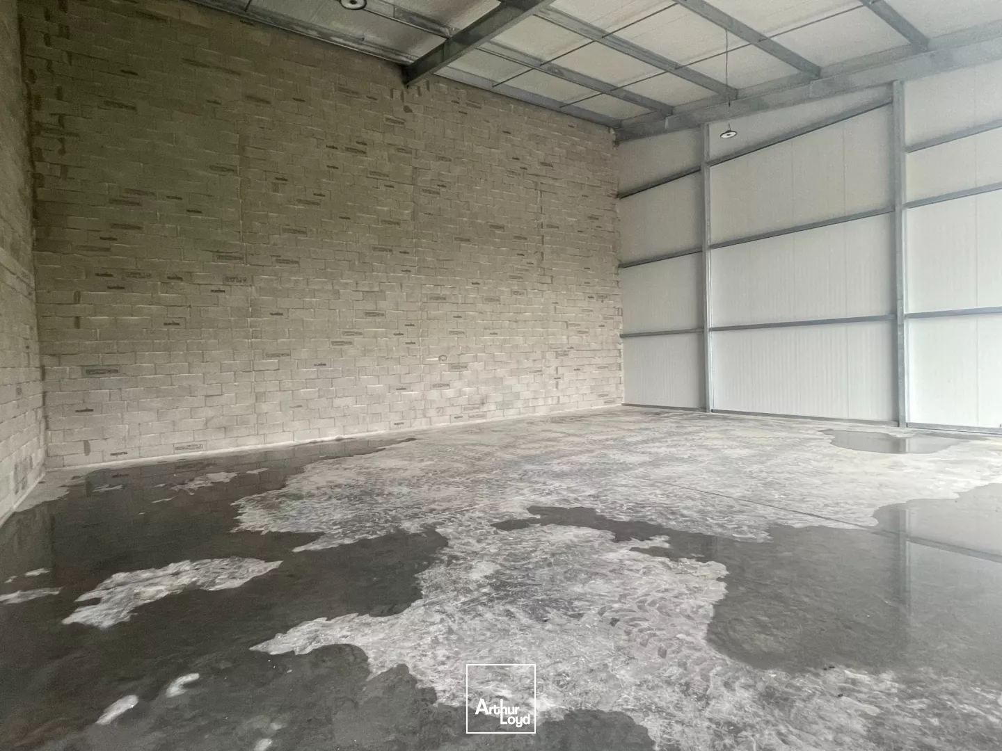 Locaux d'activité à louer à VEXIN SUR EPTE 27510