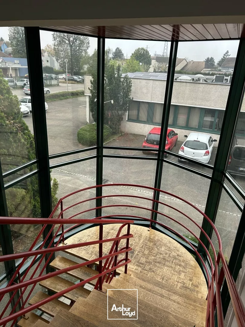 BUREAUX à LOUER de 133 m²