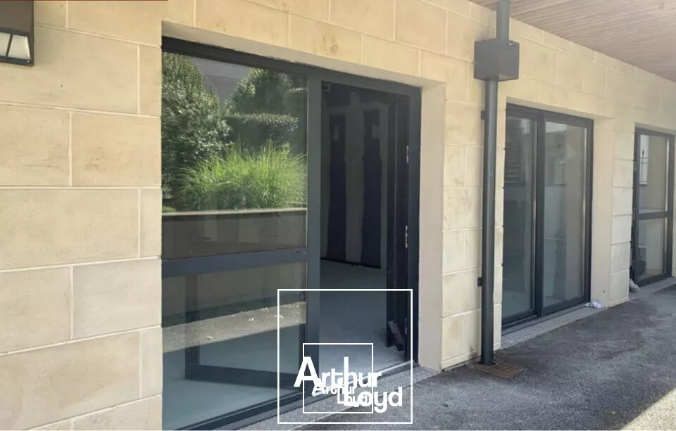 BUREAUX vente à BRIVE LA GAILLARDE 19100