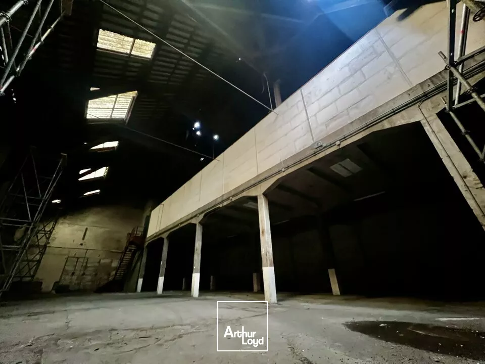 LE HAVRE CENTRE - A VENDRE ENTREPÔT 700 M2