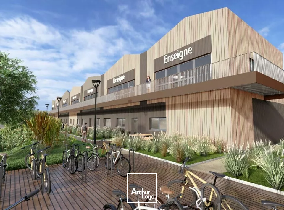 LOCAL D'ACTIVITE - ENTREPOT à VENDRE de 10994 m²