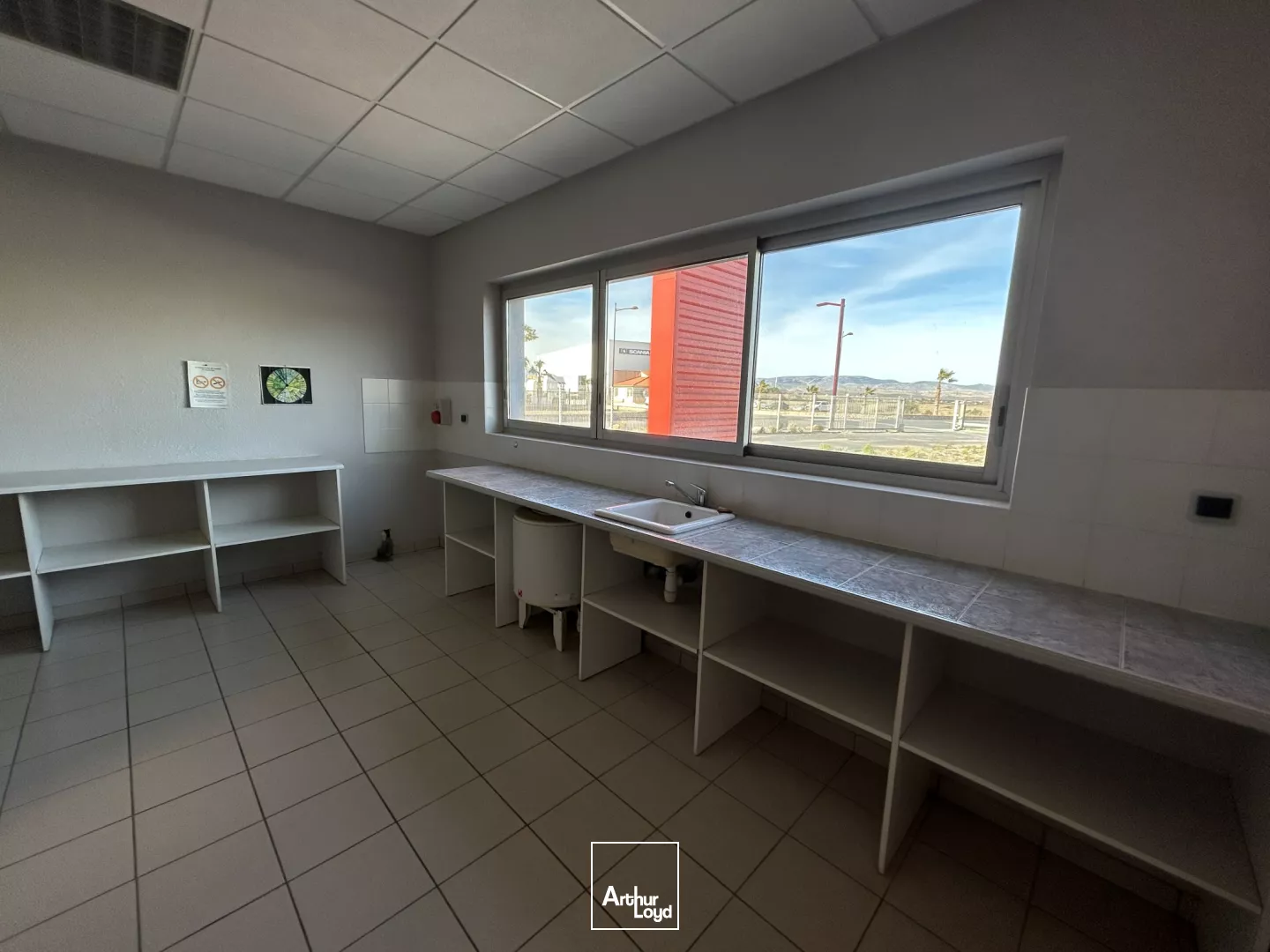 Local d'activité à louer 