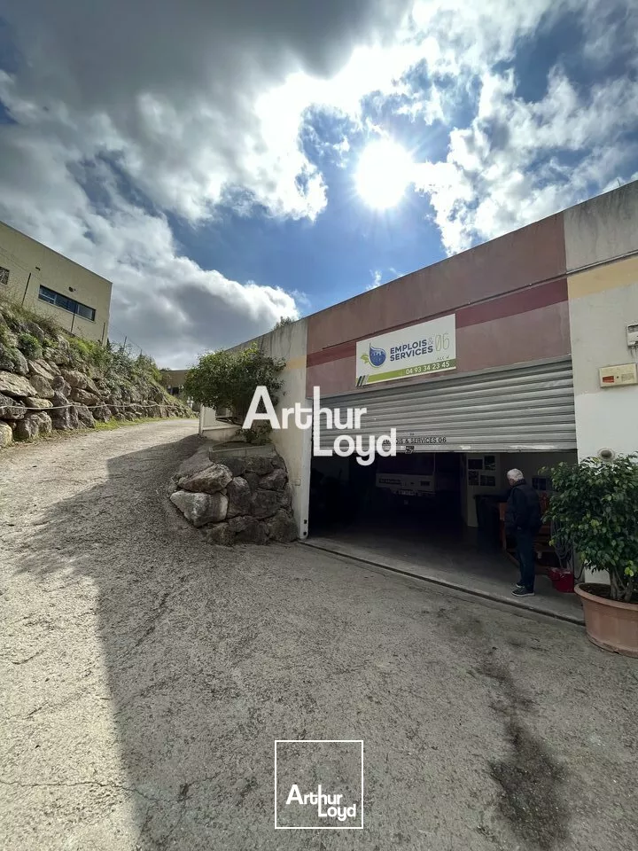 Location local d'activité 330 m² - Vallauris