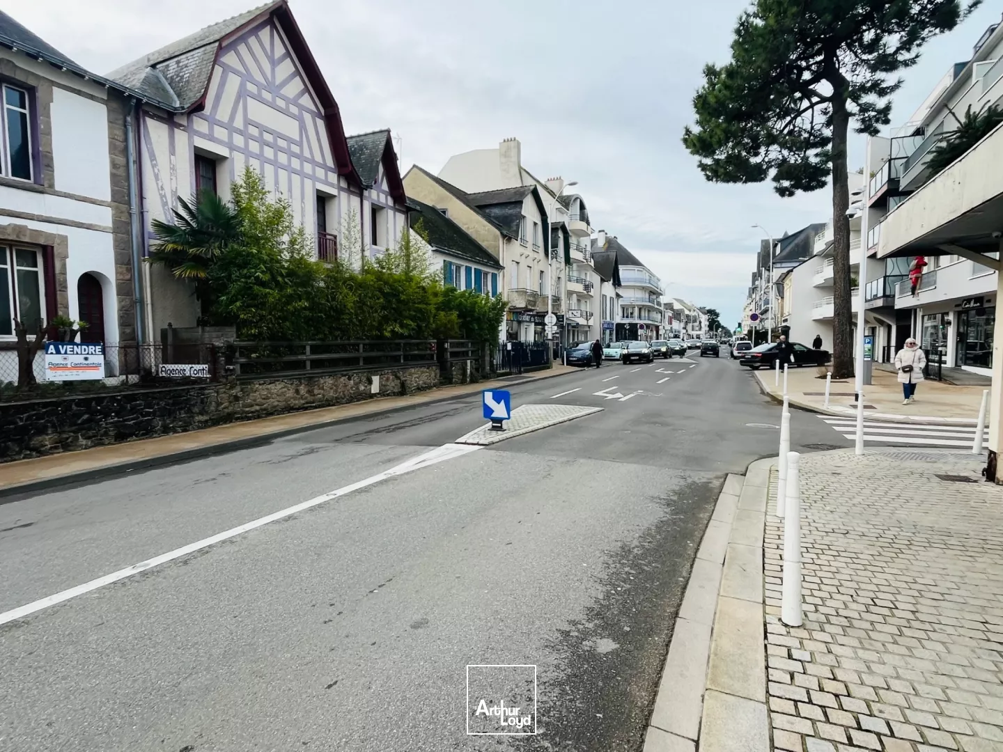 LOCAL COMMERCIAL 50M2 A LOUER LA BAULE DE GAULLE