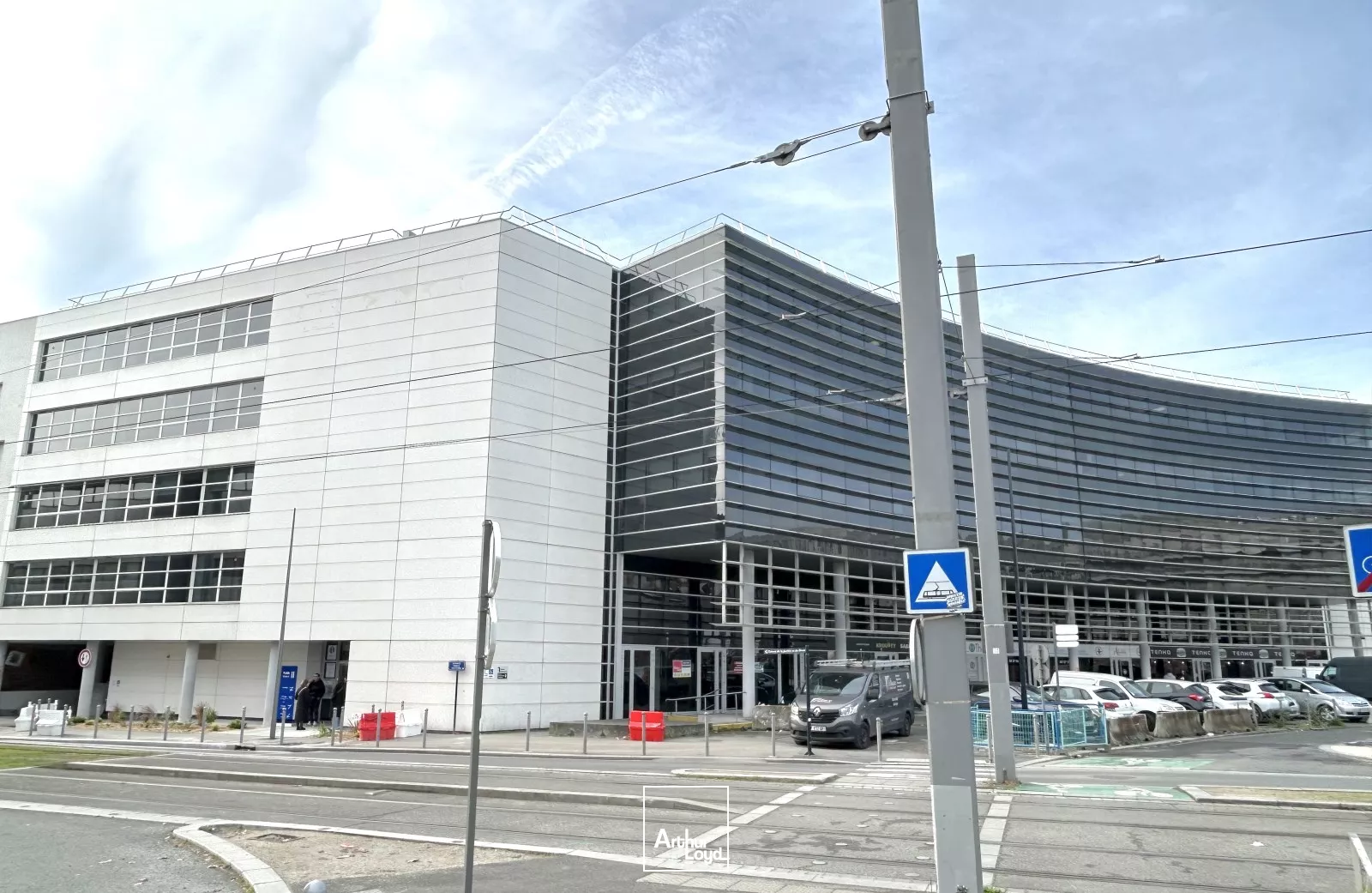 A louer - 1 901 m² de bureaux divisibles dès 229 m² - Immeuble Plaza - Bordeaux Ravezies
