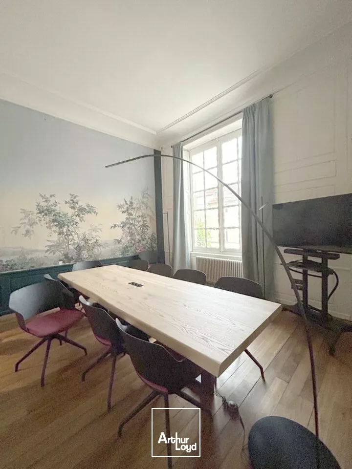 BUREAUX à LOUER de 135 m²